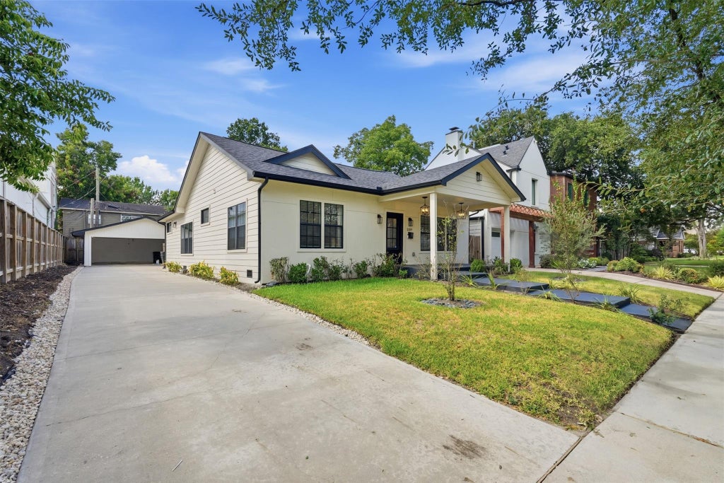 Photo of 2109 Sul Ross Street, Houston, TX 77098 (MLS # 45267248)