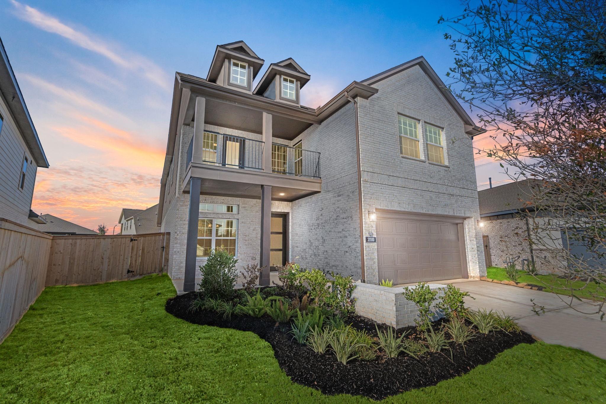 21910 Woodland Hawthorn Lane