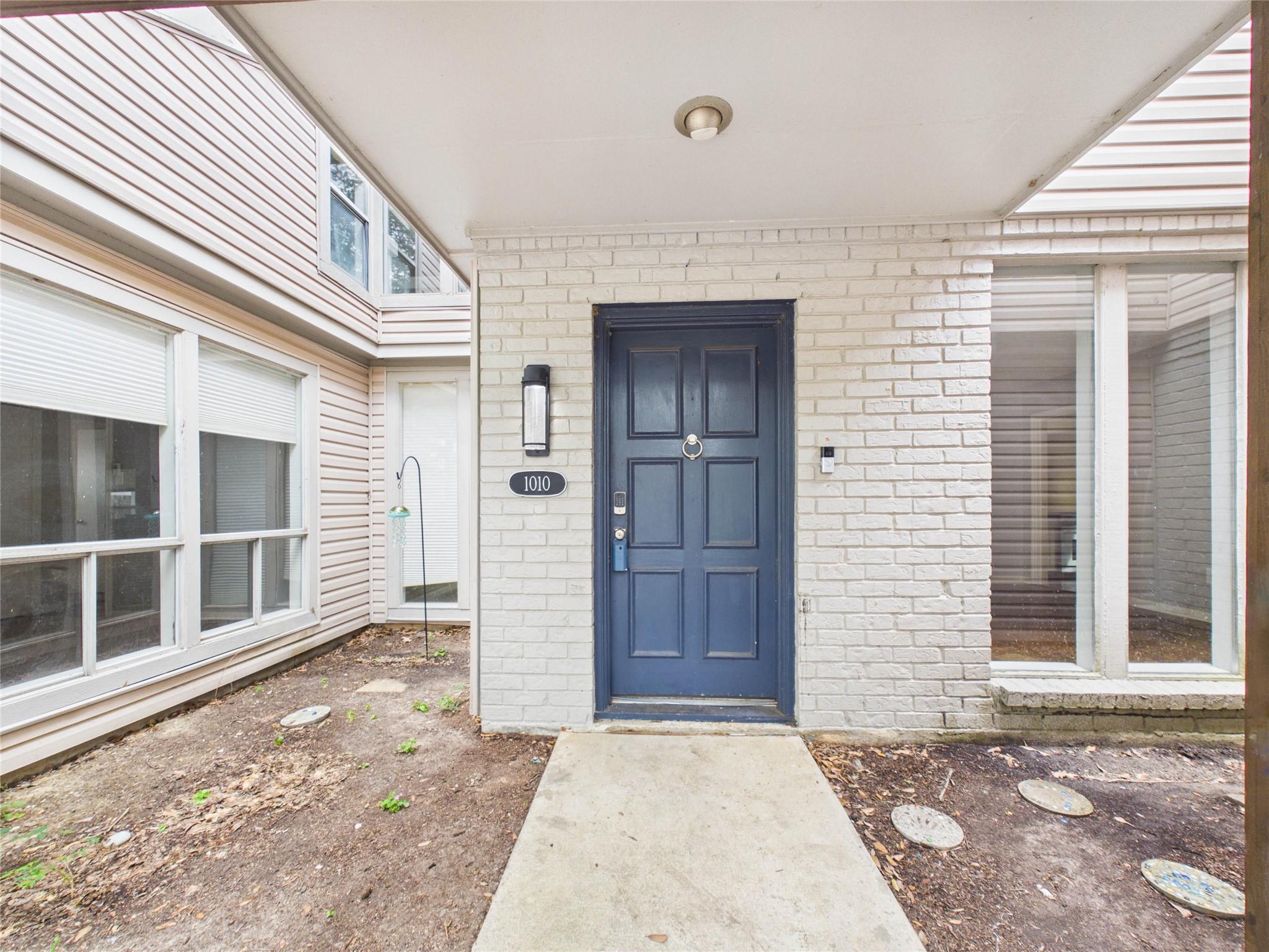 1010 Baronridge Drive
