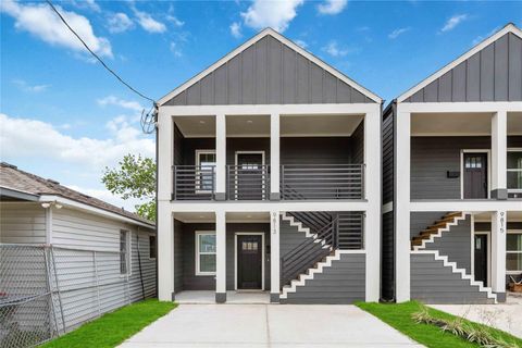 9813 Tuffly Street A B Houston TX 77029