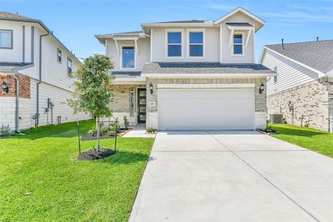 Photo of 4327 Wind Swell Lane, Houston, TX 77053 (MLS # 55008909)