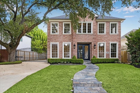 Photo of 3618 Bellefontaine Street, Houston, TX 77025 (MLS # 76868121)