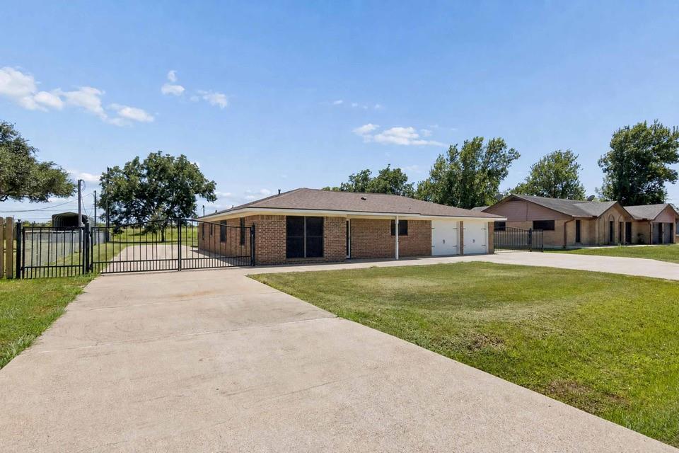 1534 Sterling Drive