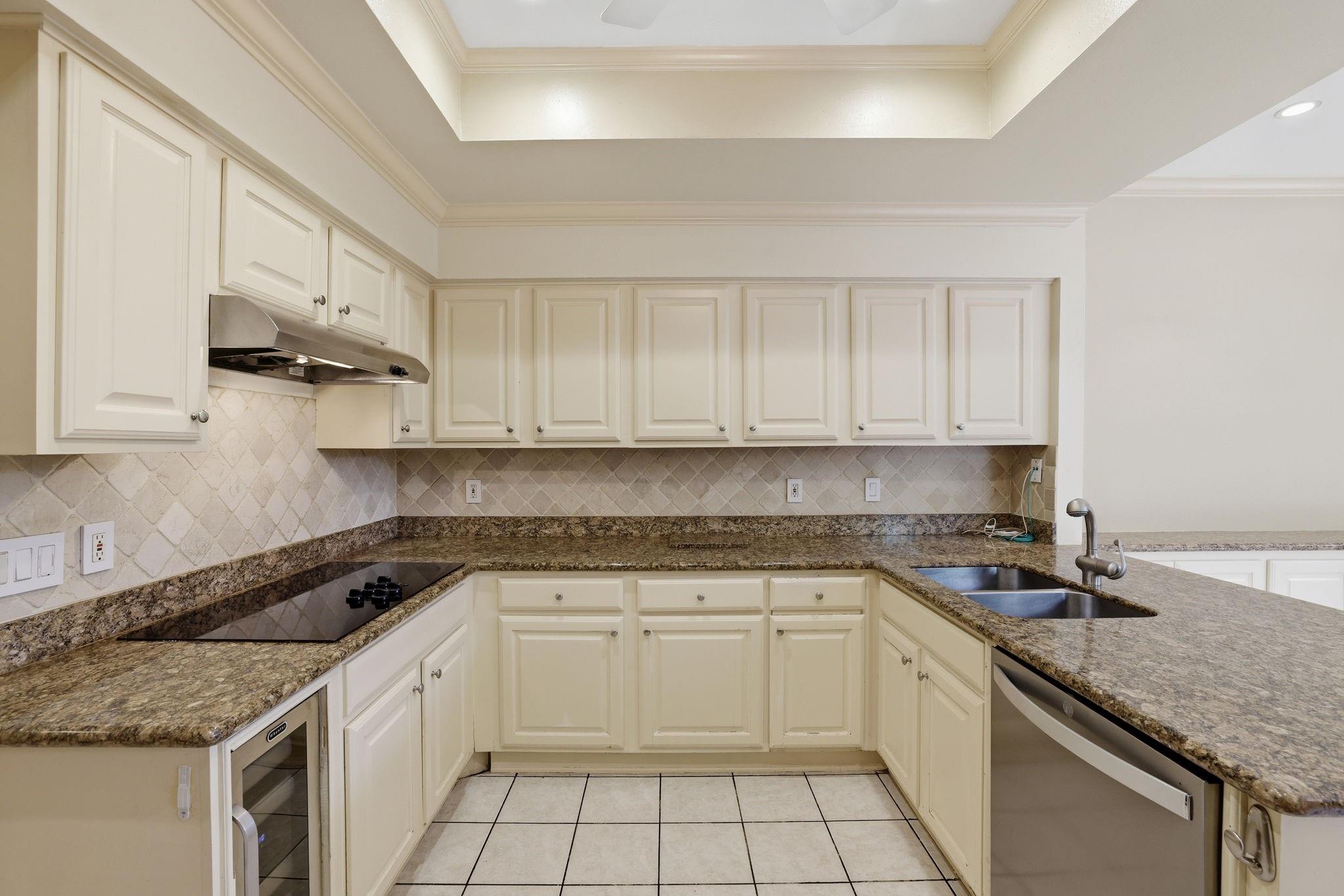 332 Litchfield Lane 38