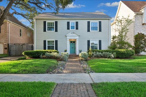 Photo of 2316 Wordsworth St, Houston, TX 77030 (MLS # 26419885)