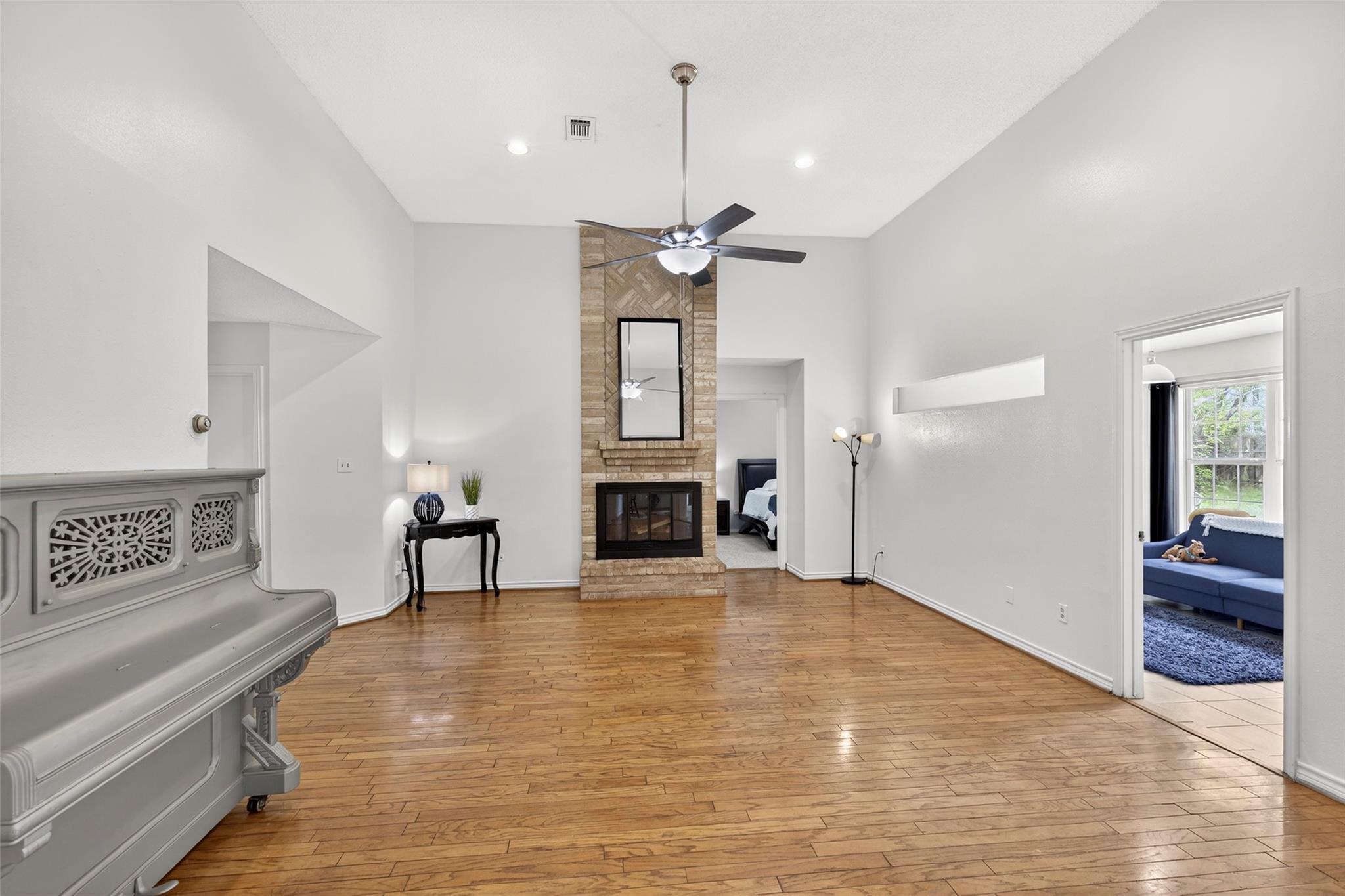 9206 Kirkleigh Street