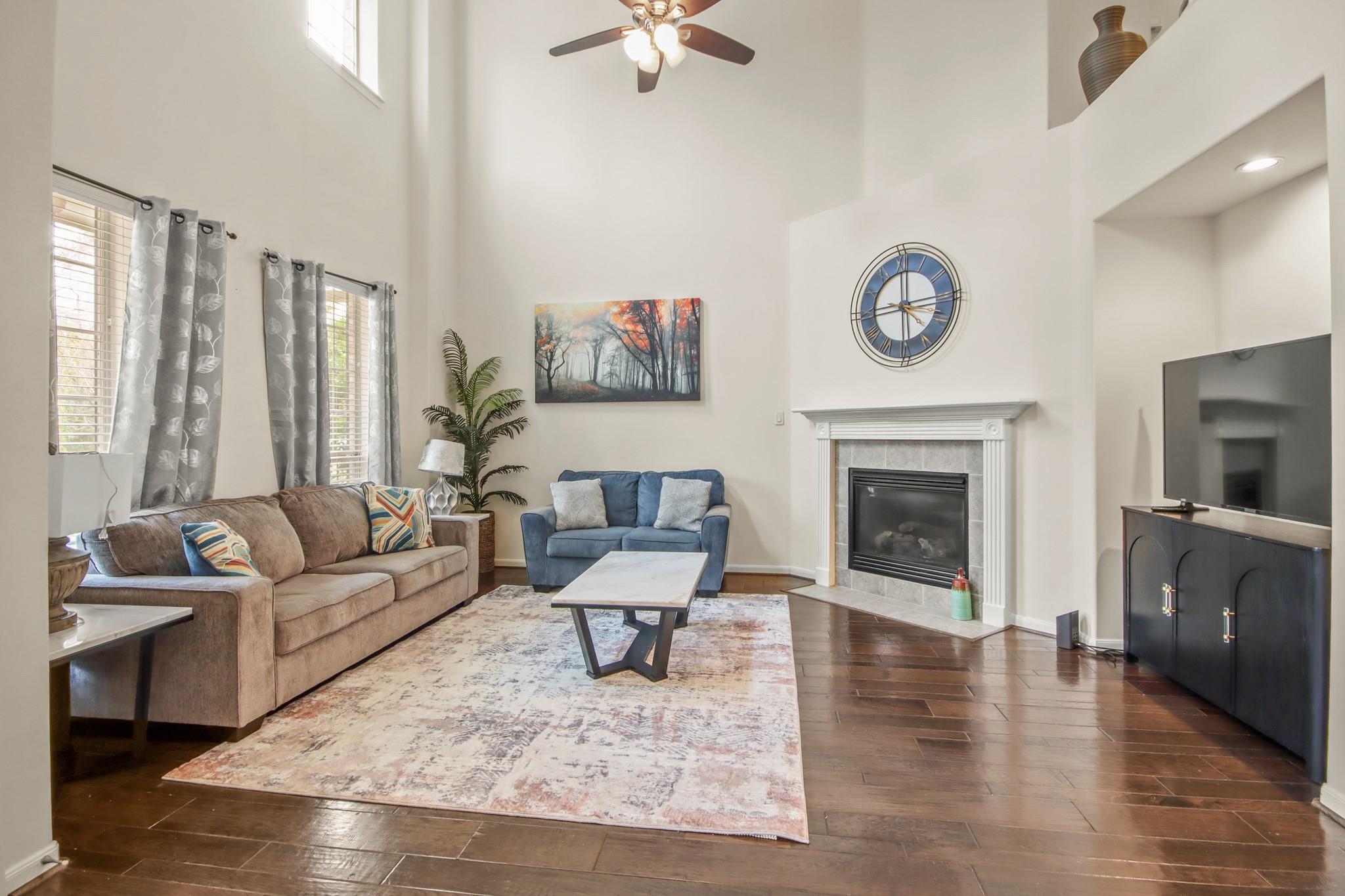 55 W Pipers Green Street