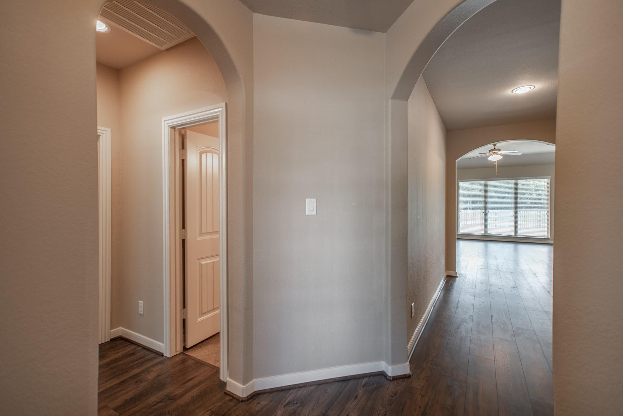 99 W Wading Pond Circle