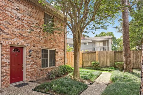 Photo of 515 Tallowood Road #56, Houston, TX 77024 (MLS # 91688150)