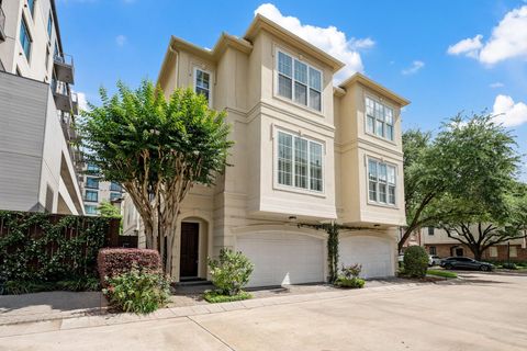 Photo of 1918 Greenwich Terrace Drive, Houston, TX 77019 (MLS # 12628508)