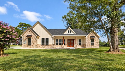Photo of 1302 Lamar Street, Liberty, TX 77575 (MLS # 30986141)