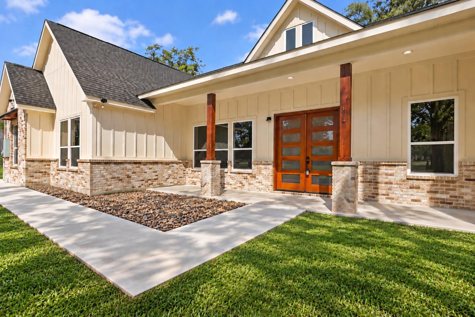 1302 Lamar Street