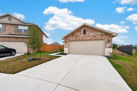 Photo of 413 Aurora Creek Lane, Katy, TX 77493 (MLS # 33807016)