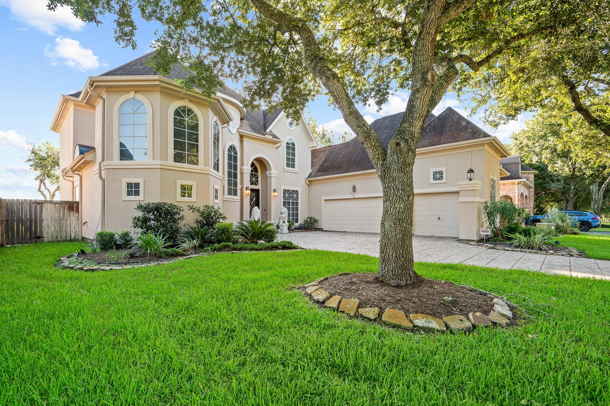 3707 Abbeywood Drive