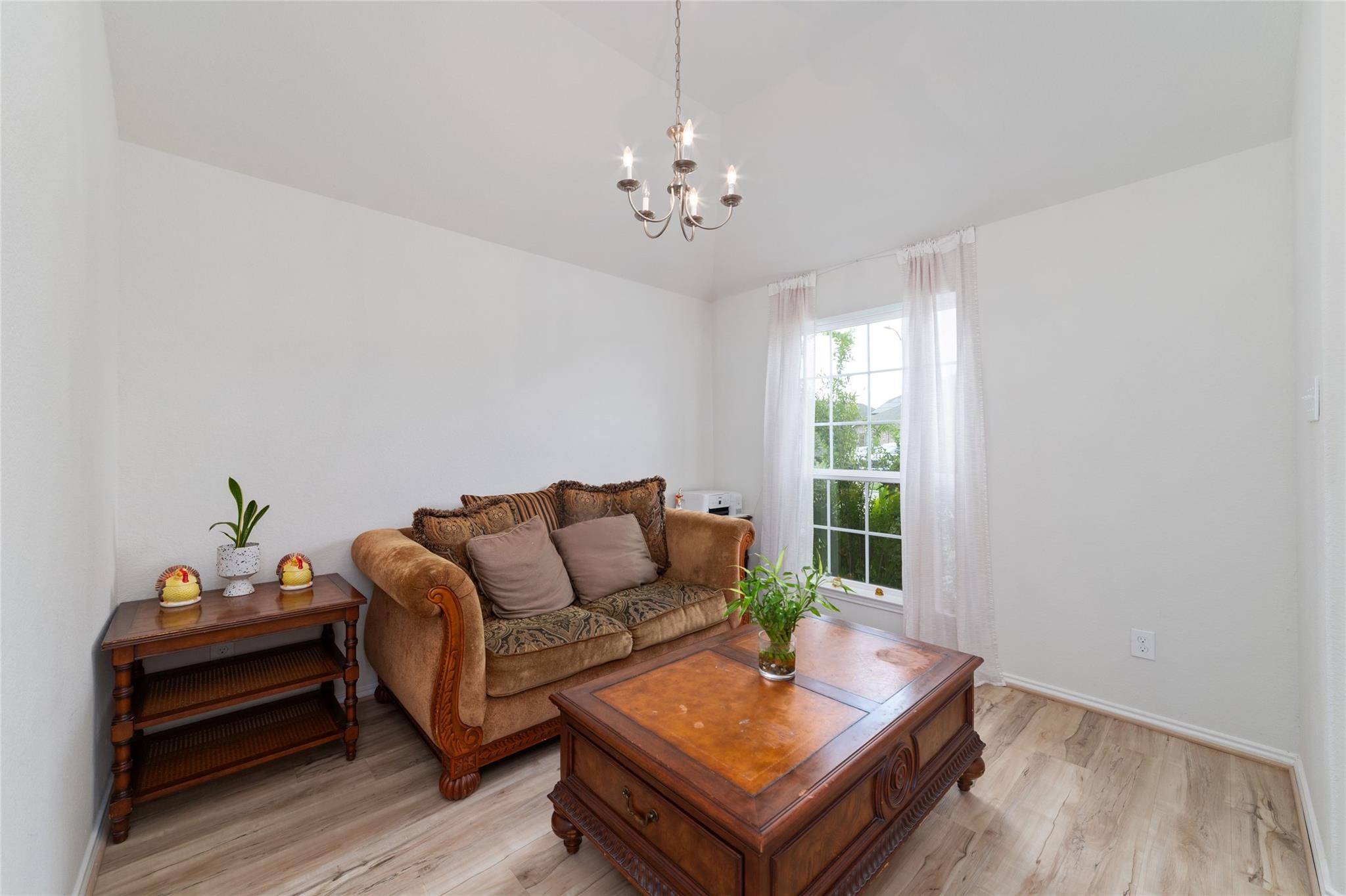 3318 Driftwood Meadow Lane