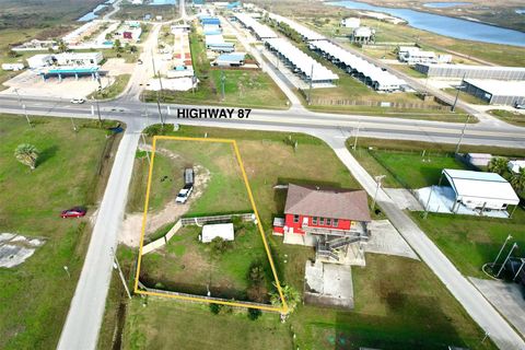 Photo of 3005 Highway 87, Crystal Beach, TX 77650 (MLS # 49932351)