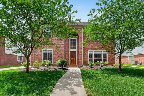 Photo of 1915 Sandy Schoals Dr, League City, TX 77573 (MLS # 8767727)