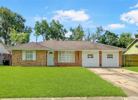 Photo of 7915 Leader Street, Houston, TX 77036 (MLS # 93967307)