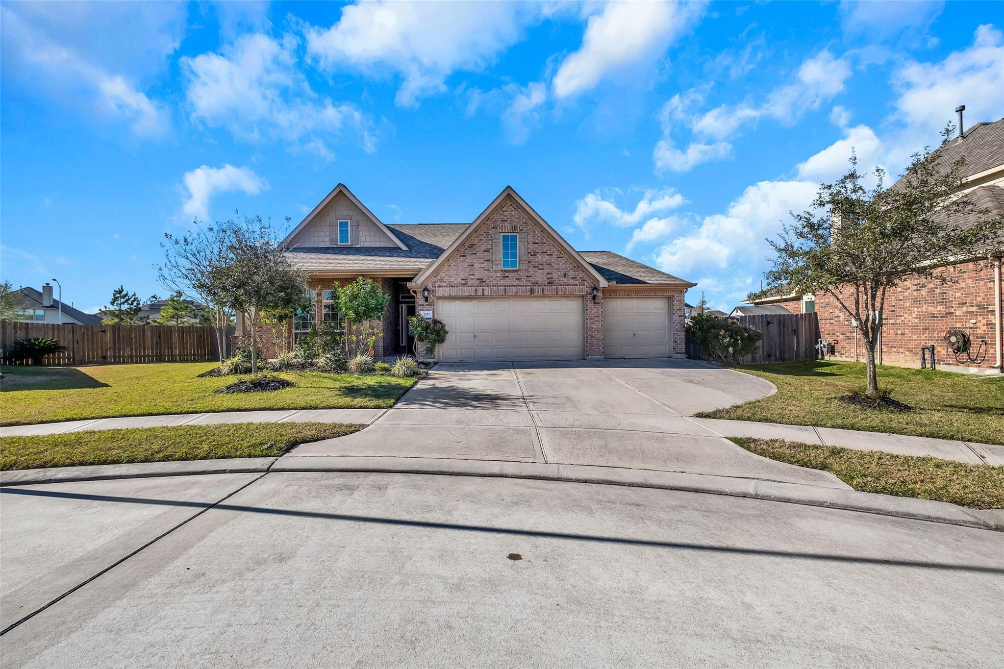3207 Gibbons Crest Lane