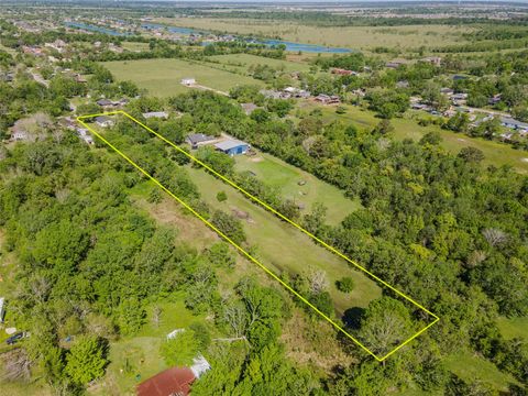 Photo of 1803 Avenue Q, Santa Fe, TX 77510 (MLS # 79453533)