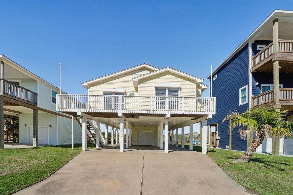 Photo of 22322 Vista Del Mar, Galveston, TX 77554 (MLS # 5327828)
