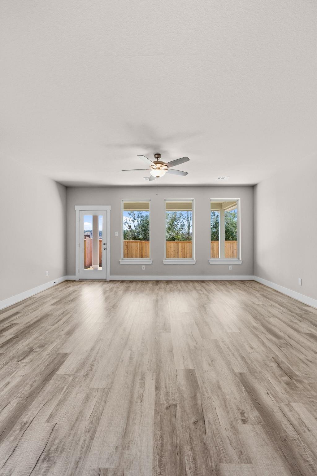 4542 Blue Mountain Laurel Street