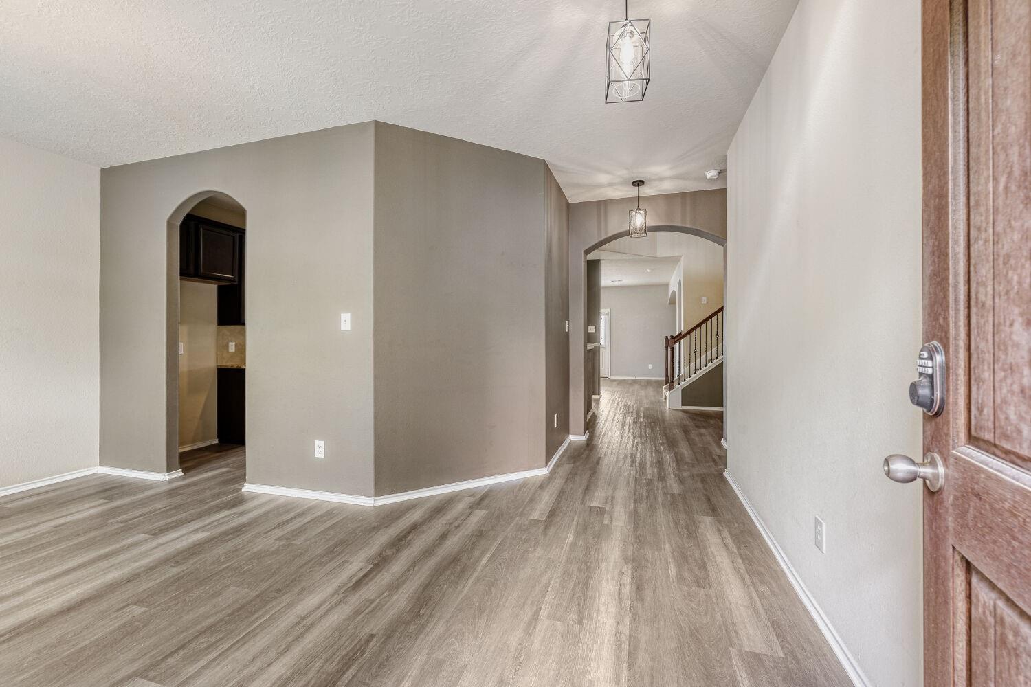 5402 Jay Thrush Drive