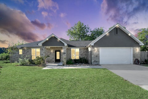 Photo of 6702 Dewcrest Drive, Katy, TX 77449 (MLS # 7299155)