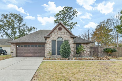 Photo of 338 Grand Oaks Boulevard, Houston, TX 77015 (MLS # 51152281)