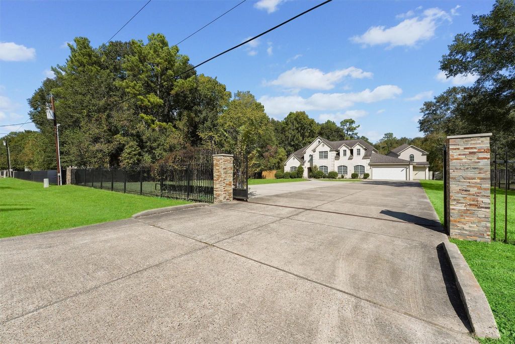 Photo of 22913 Colorado Drive, Porter, TX 77365 (MLS # 13944481)