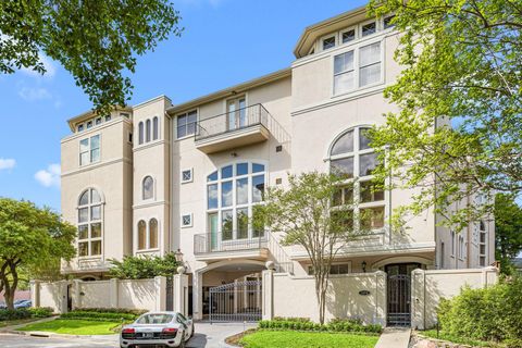 Tiny photo for 2086 Brentwood Drive, Houston, TX 77019 (MLS # 51870066)