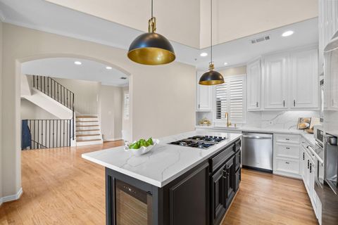 Tiny photo for 2086 Brentwood Drive, Houston, TX 77019 (MLS # 51870066)