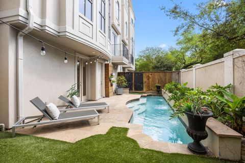 Tiny photo for 2086 Brentwood Drive, Houston, TX 77019 (MLS # 51870066)