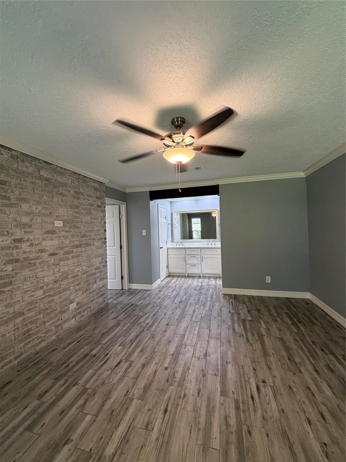 16215 Parksley Drive