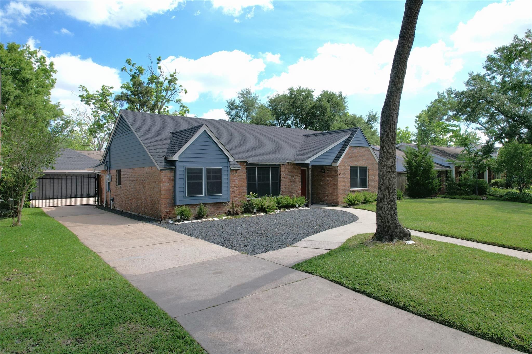 226 Driftwood Drive