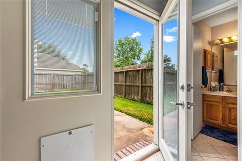 Tiny photo for 6426 Whitbourne Drive, Houston, TX 77084 (MLS # 16147175)