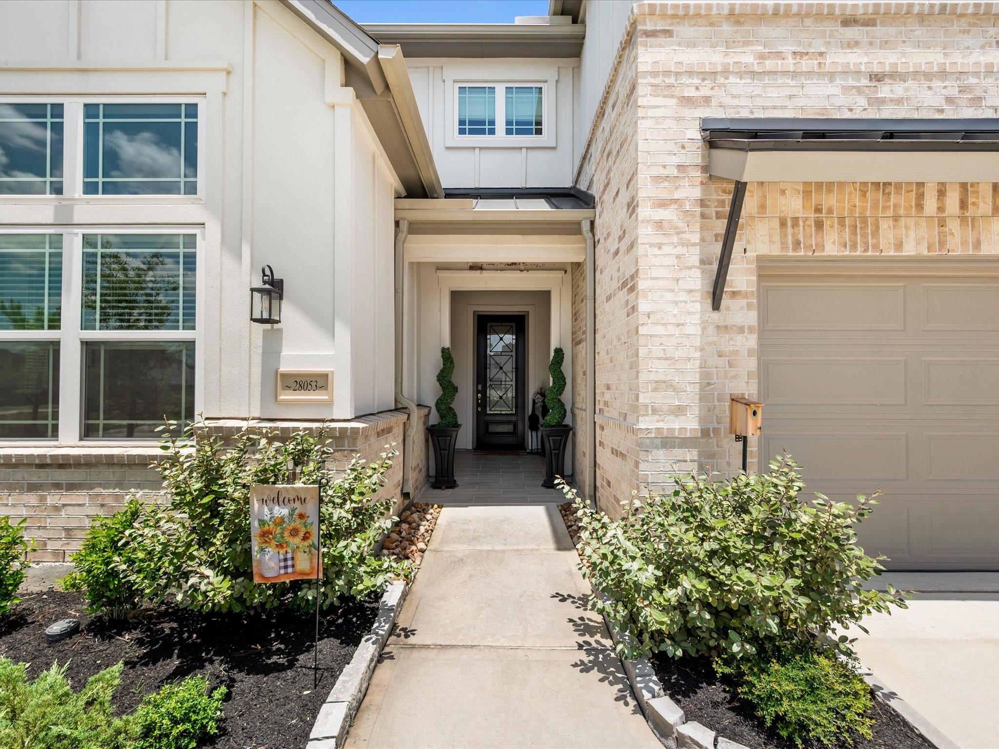 28053 Willow Glen Drive