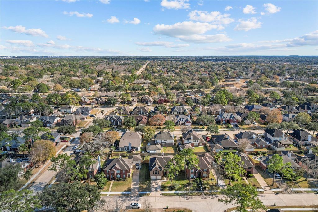 Photo of 2405 Evergreen Drive, Pearland, TX 77581 (MLS # 29984605)