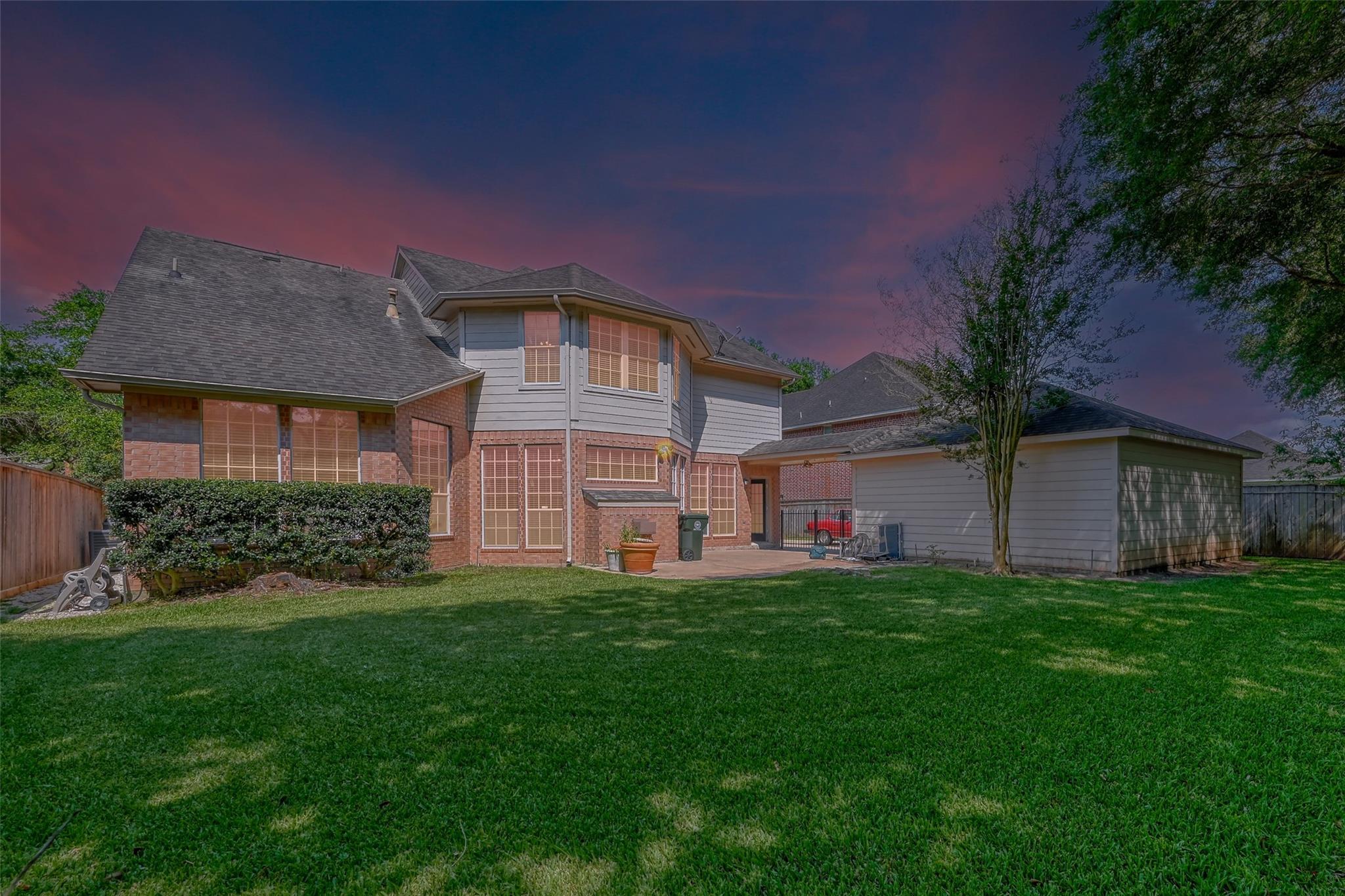 18 Turtle Creek Manor