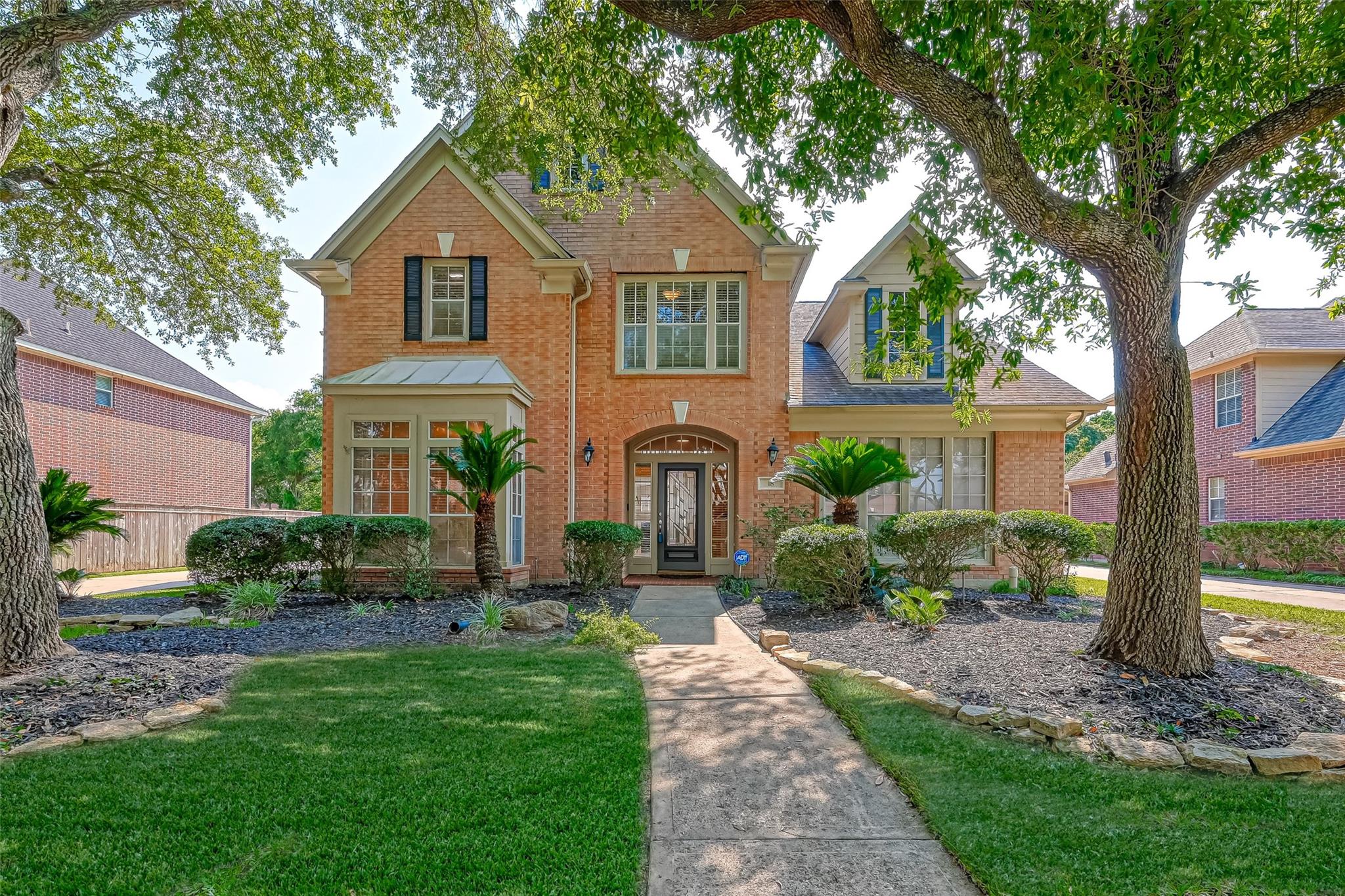 18 Turtle Creek Manor