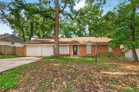 Photo of 3318 Kentwood Drive, Spring, TX 77380 (MLS # 73681852)