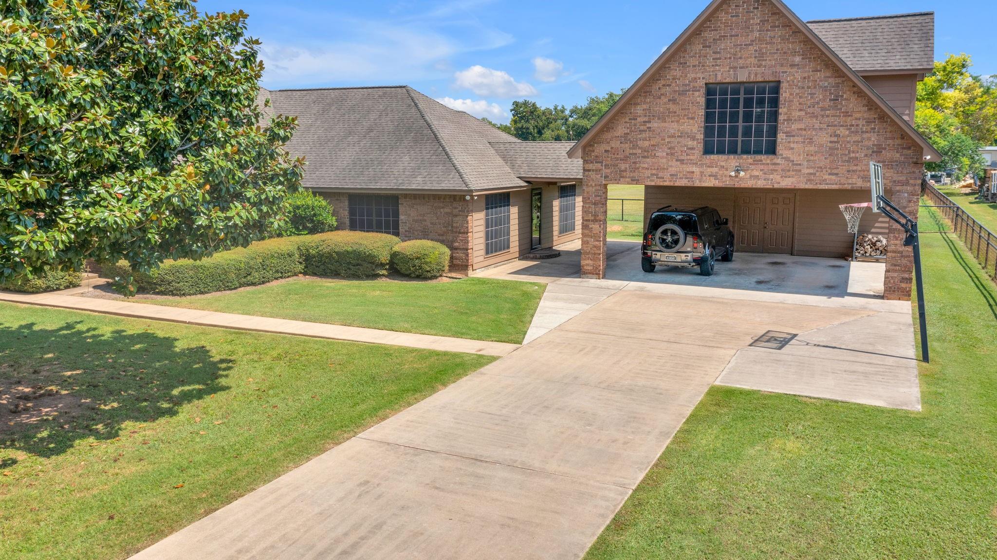 4148 Skinner Lane