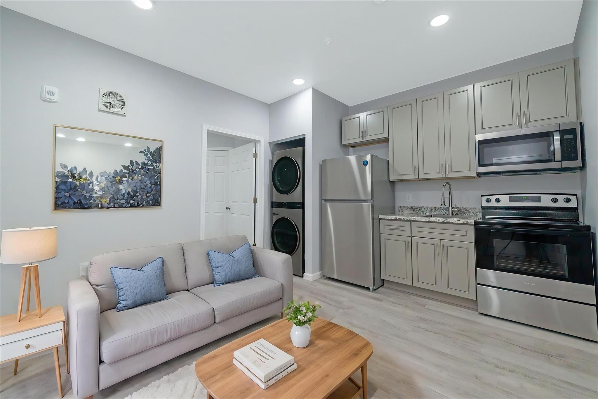 805 Avenue K c