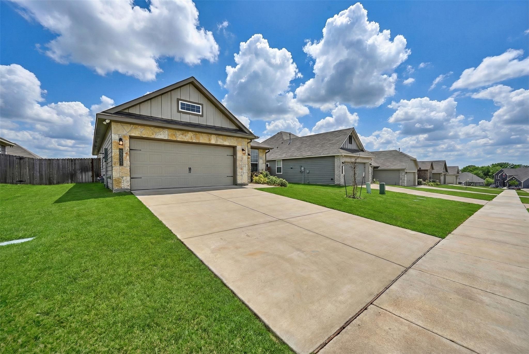 1443 Lake Ridge Drive