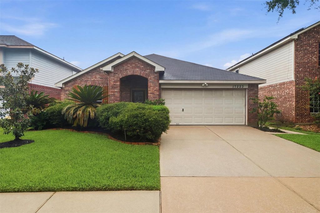 Photo of 17223 Brookhollow Grove Court, Houston, TX 77084 (MLS # 87580874)
