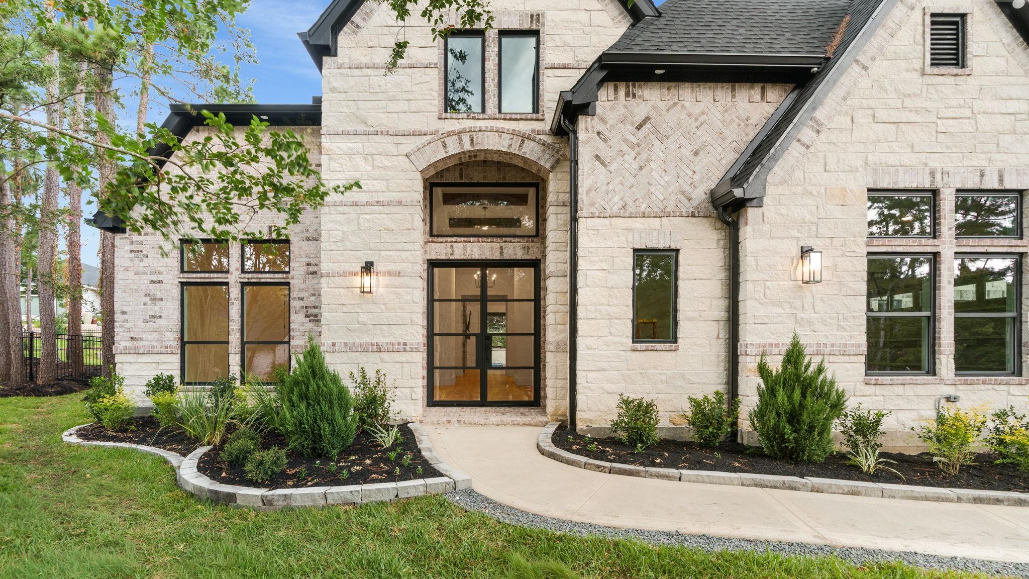 14 Brookwood