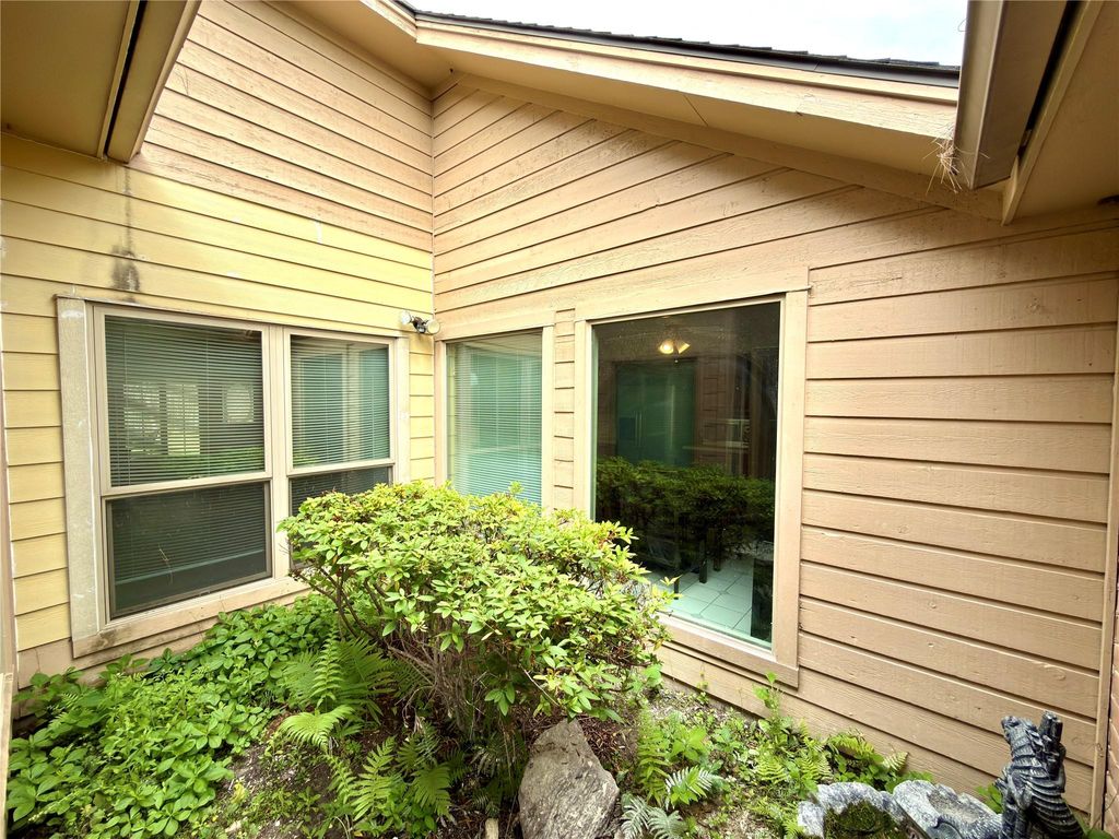 Photo of 14834 Charlmont Drive, Houston, TX 77083 (MLS # 71752615)