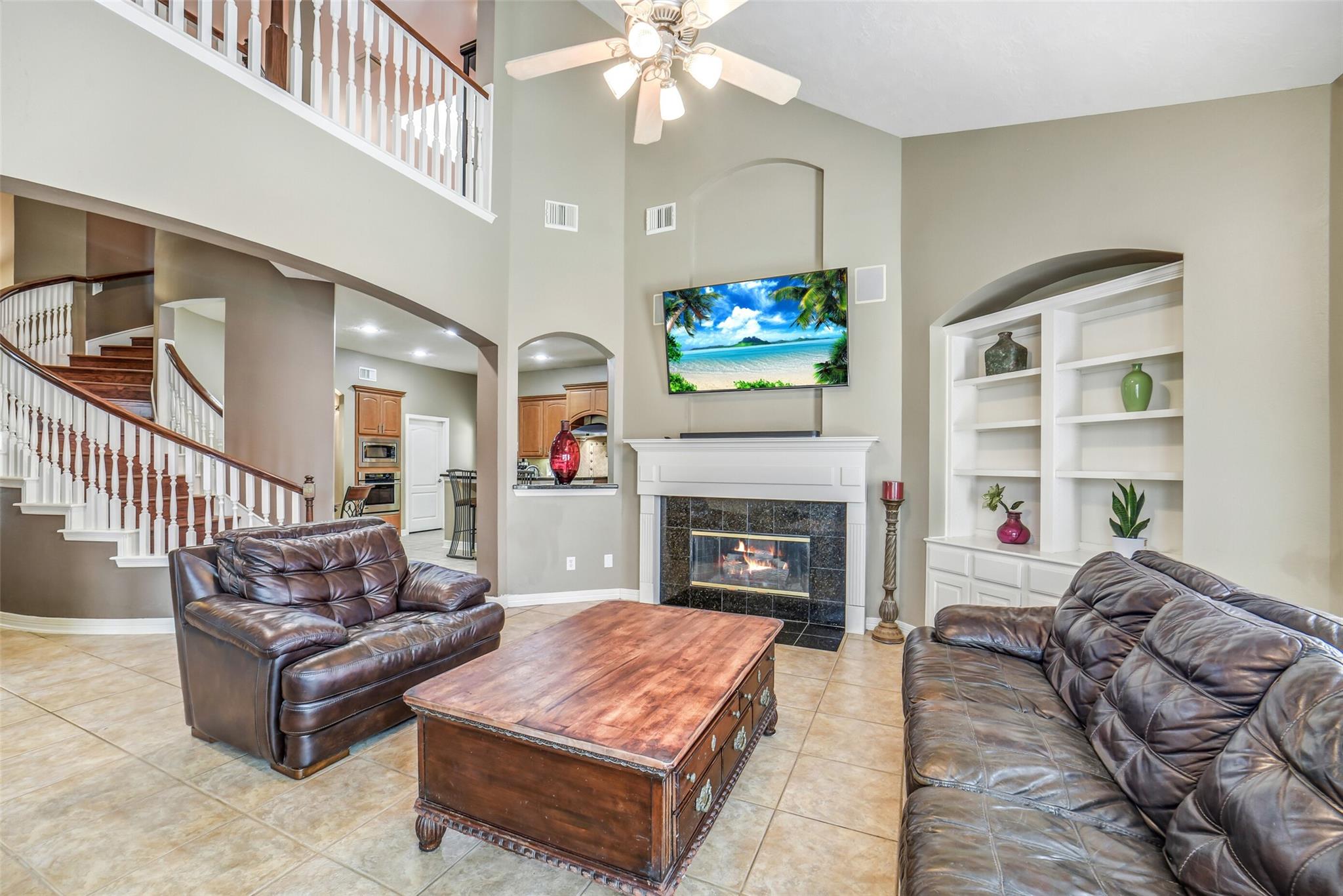 5719 Grandwood Lane