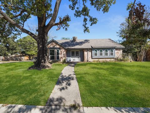 Photo of 29414 Stapleford Street, Spring, TX 77386 (MLS # 50092851)