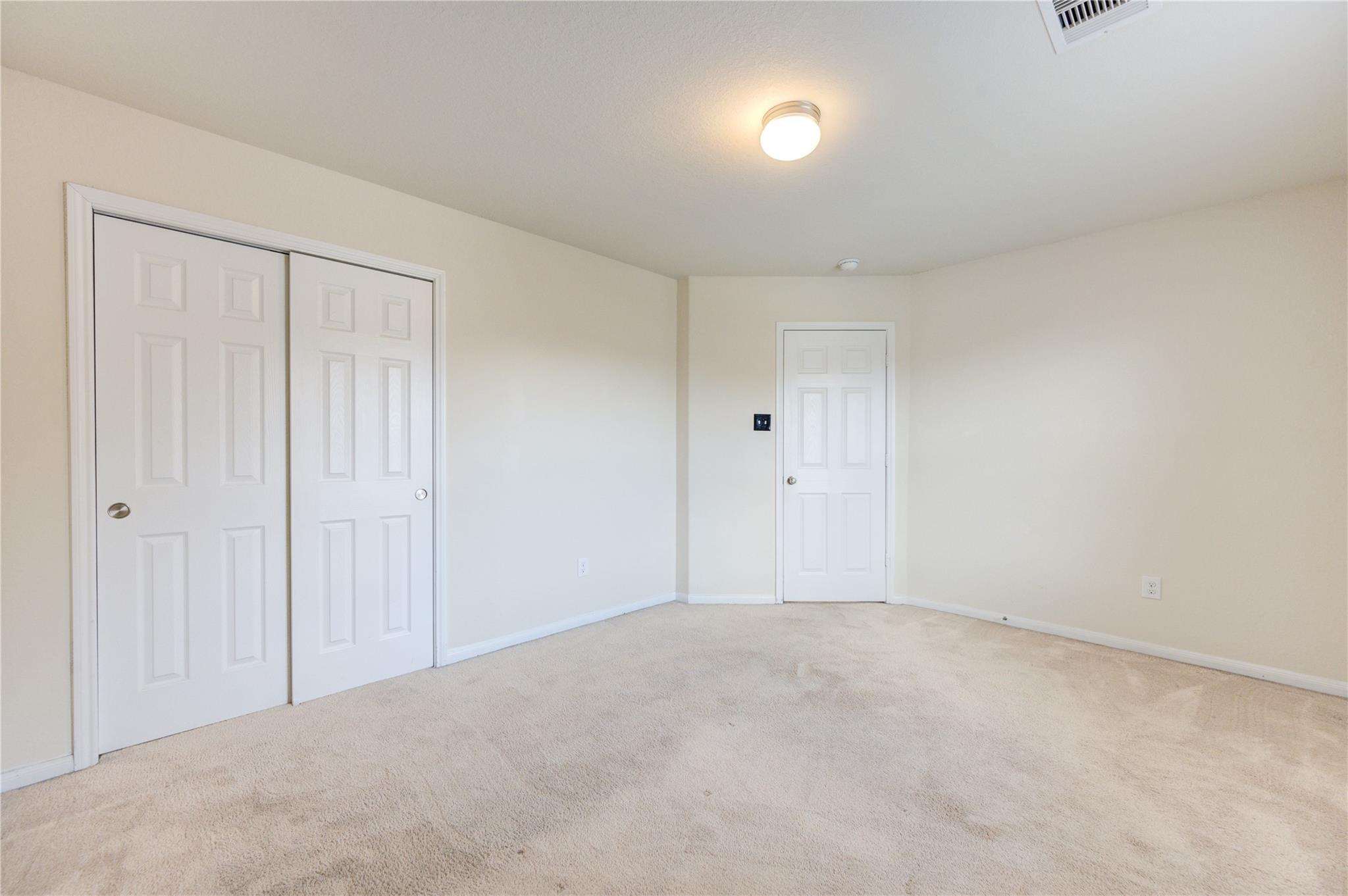 21235 Fox Burrow Trail
